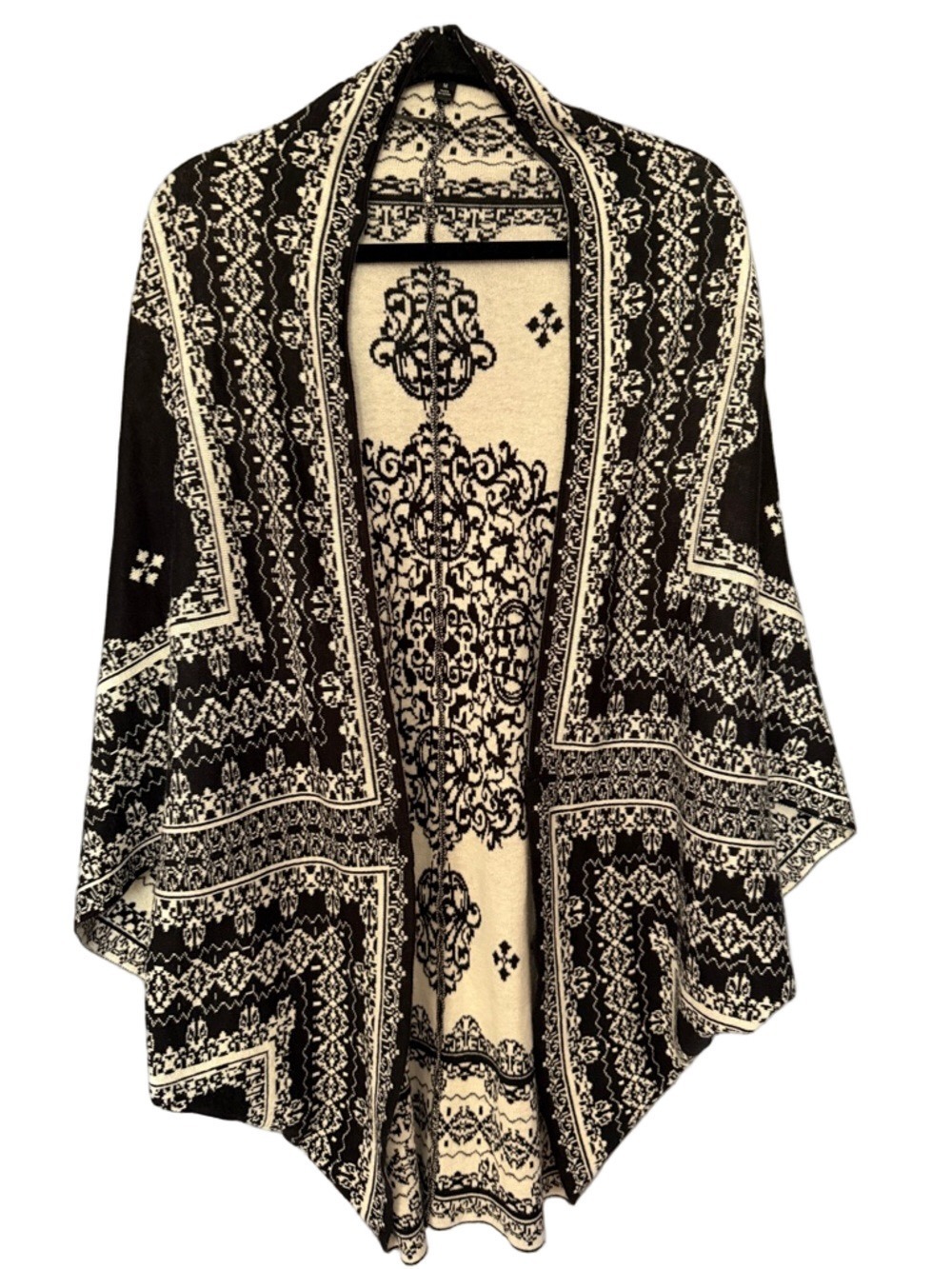 Romeo & Juliet Couture Black Cream Geometric Shawl Cardigan Open Front Medium - Picture 2 of 9